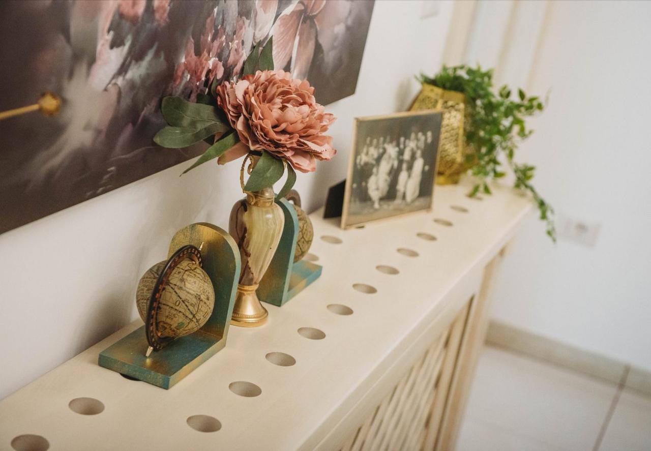 La Contessa Apartament Târgu Neamţ Bagian luar foto